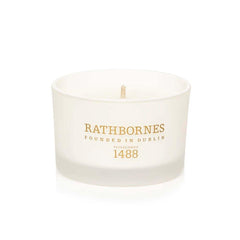 Aromatinė žvakė DUBLIN TEA ROSE, OUD & PATCHOULI 75 g - SILUETI