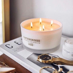 Aromatinė žvakė WHITE PEPPER, HONEYSUCKLE & VETIVER 390 g - SILUETI