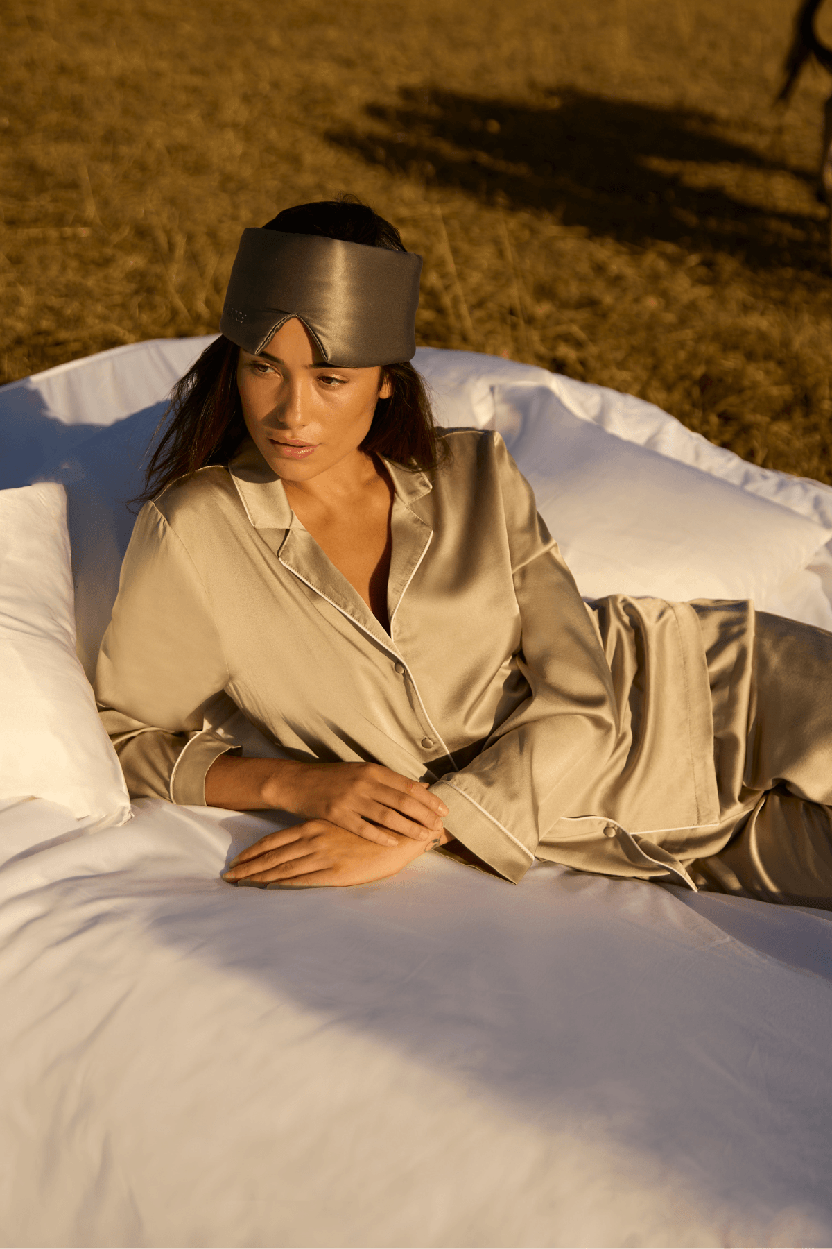 Šilko dovanų rinkinys SERENITY BUNDLE CHARCOAL | DORE & ROSE | www.SILUETI.shop