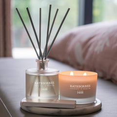 Aromatinė žvakė DUBLIN DAWN 190 g - SILUETI