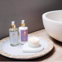 Rankų ir kūno losjonas WHITE PEPPER, HONEYSUCKLE & VETIVERT 250 ml - SILUETI