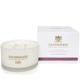 Aromatinė žvakė WHITE PEPPER, HONEYSUCKLE & VETIVER 390 g - SILUETI