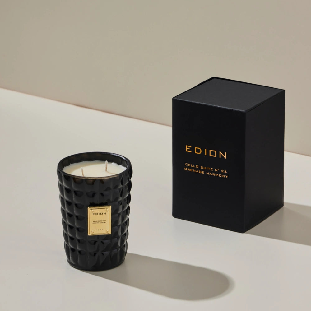 Aromatinė žvakė N. 25 GRENADE HARMONY 300 g | Interjero dekoras ir dovanos | SILUETI 