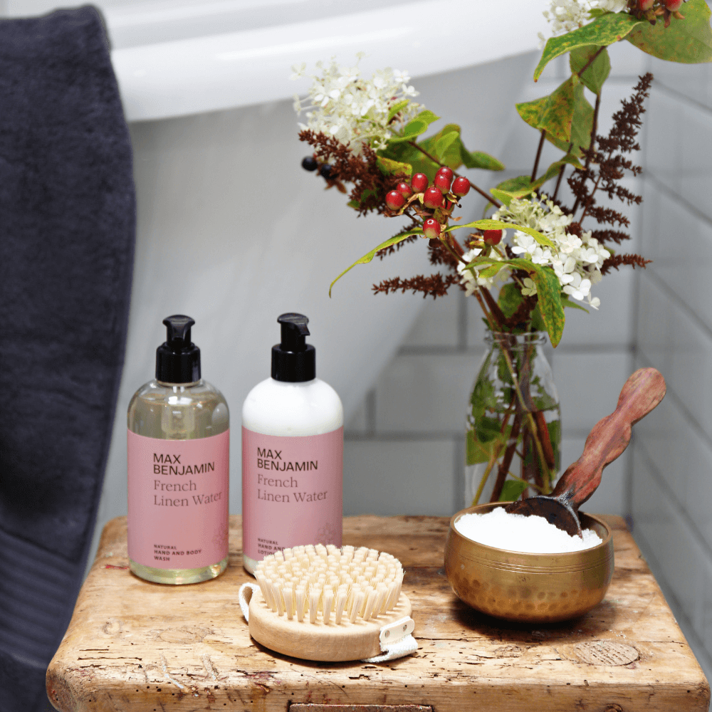 Aromatinio prausiklio ir losjono rinkinys FRENCH LINEN WATER - SILUETI e-boutique