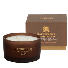 RATHBORNES Aromatinė žvakė 390 g SEANCHAÍ EMBER  | Interjero dekoras ir dovanos | SILUETI e-boutique