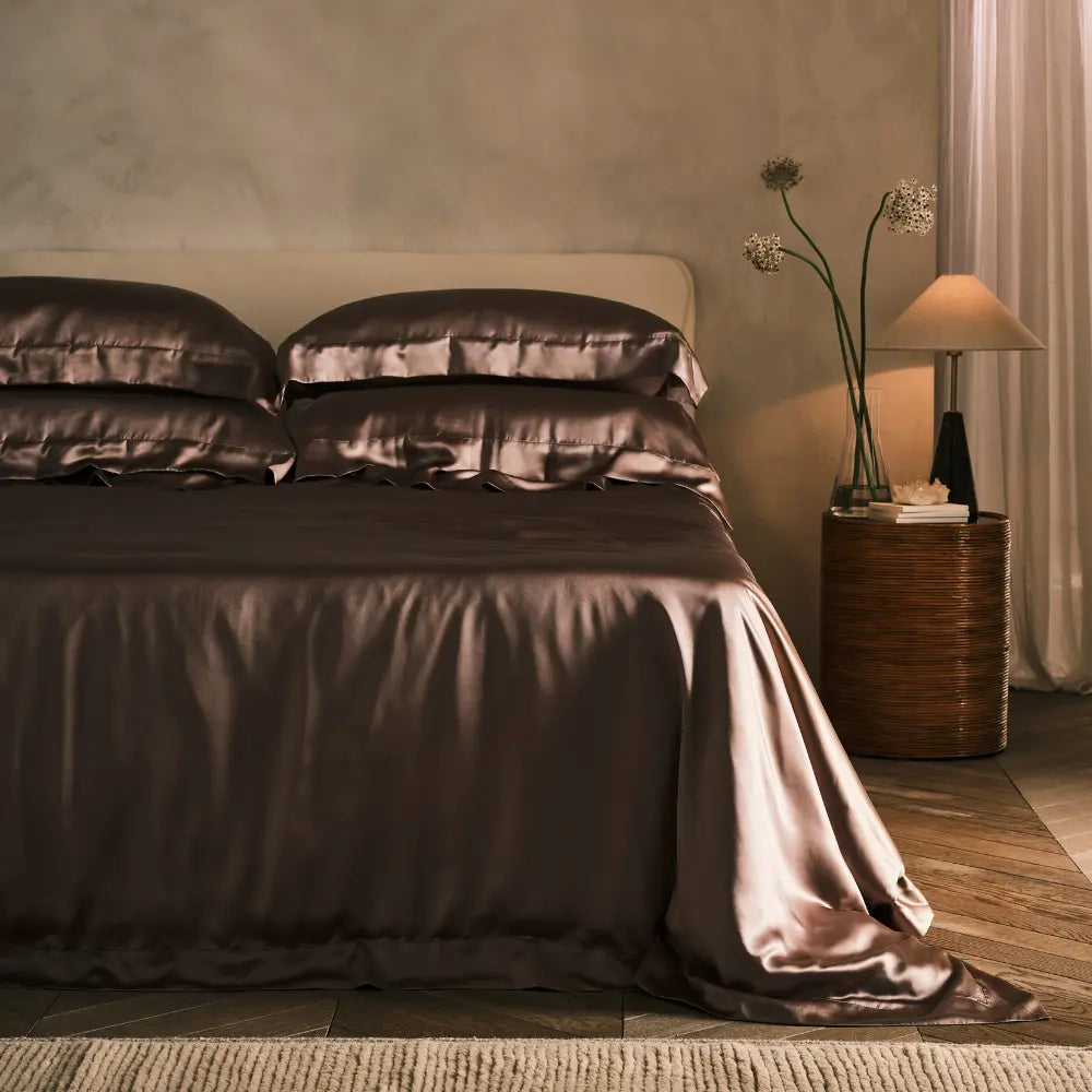 GINGERLILY Šilko patalynė MOCHA - Interjero dekoras ir dovanos -SILUETI.shop