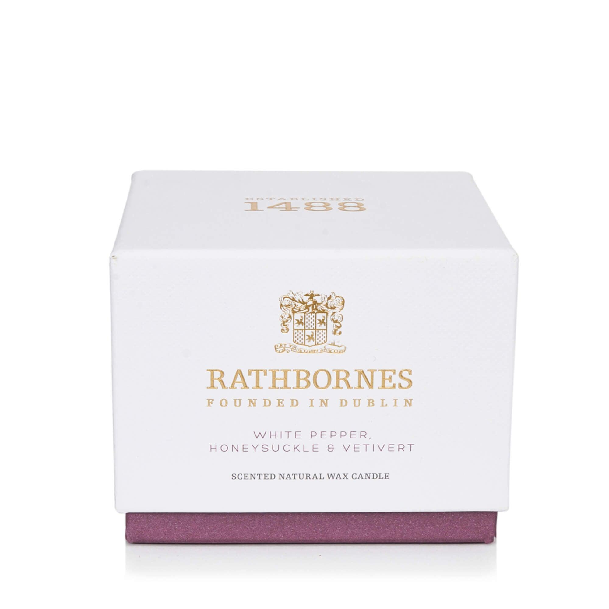 Aromatinė žvakė WHITE PEPPER, HONEYSUCKLE & VETIVER 390 g - SILUETI