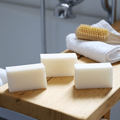 Aromatinių muilų rinkinys SOAP TRIO 3 x 100 g - SILUETI